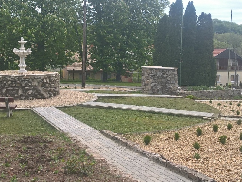 Rekonštrukcia pomníka I. a II. svetovej vojny a okolia - Az 1. é